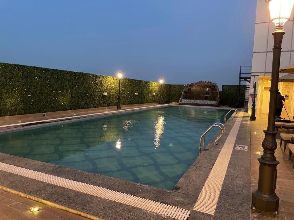 SK-Premium-Park-World-Square image