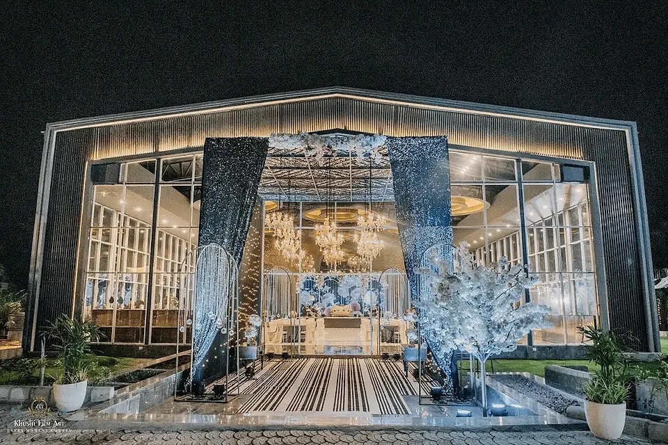 tivoli-royal-palace main image