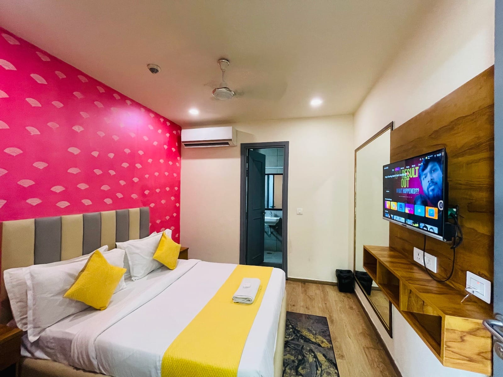 Hotel-7-Star image 3