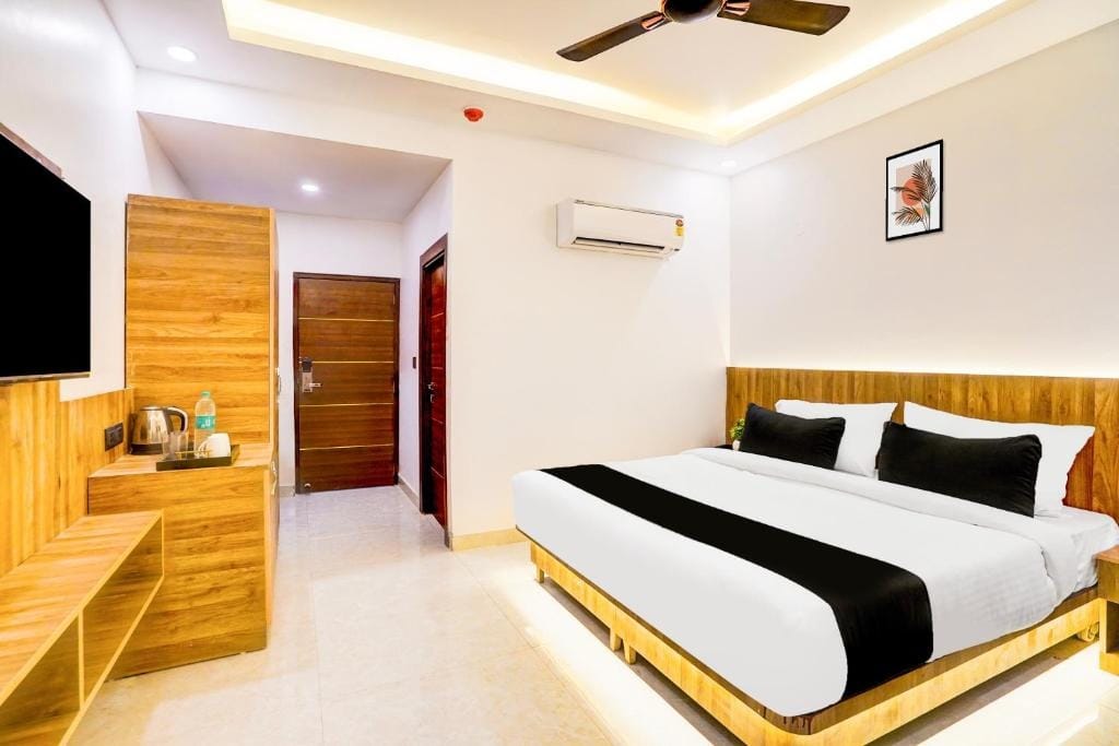 Grand-Address-Hotel- image