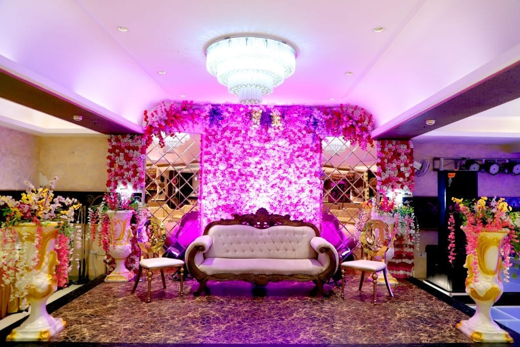 Wow-Palace-Banquet image